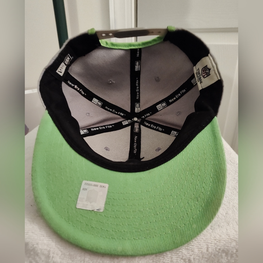 Seattle Seahawks New Era 9FIFTY snapback, NFL Vintage Collection, one size, NWT - Picture 2 of 6